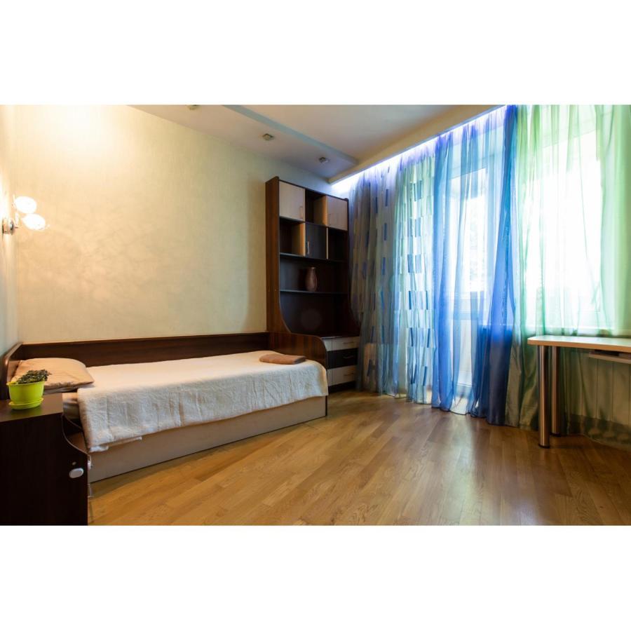 Apartment On Naukova Харків Екстер'єр фото